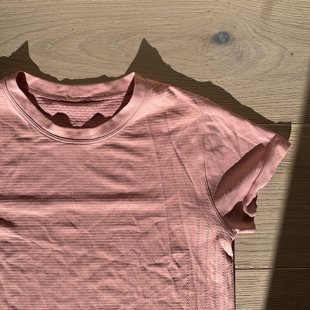 Swiftly Tech Short-Sleeve 2.0